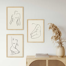 Load image into Gallery viewer, Female Form Set of 3 in Off White and Black
